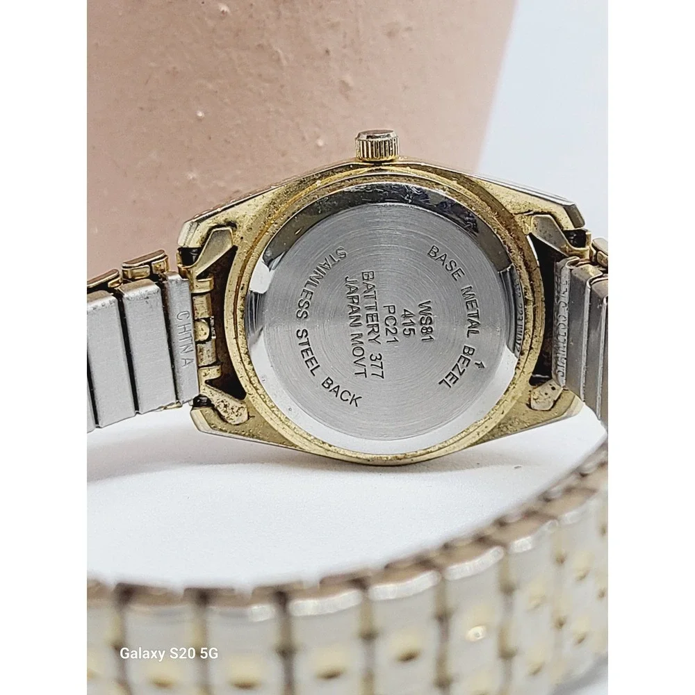 Womens Two Tone Gold‎ Silver Quartz Watch Fluted Bezel Expansion Band WS81 415